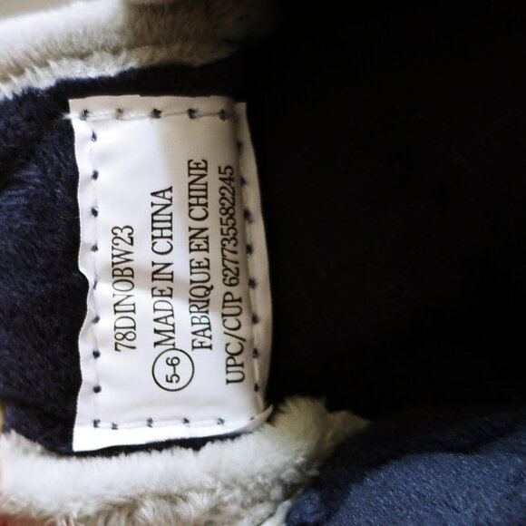 Dinosaur Slippers size 5-6 - Picture 8 of 11